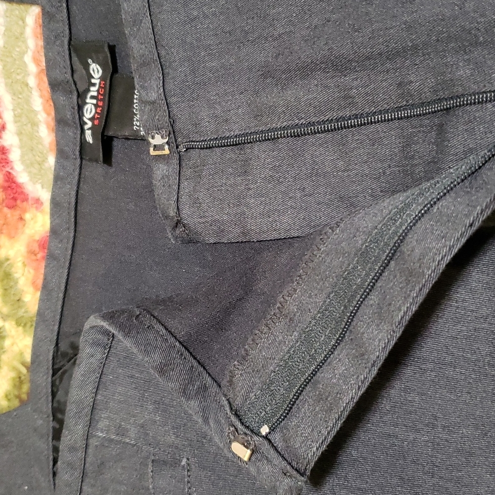 Avenue No Waist Pants  22